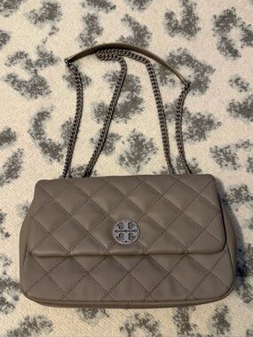 Tory Burch Quilted Willa Shoulder/Crossbody Purse